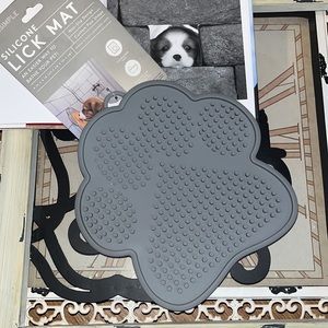 🐶 👅 🐶• 🚿 Real Simple x Silicone Lick Mat •🚿👅🚿